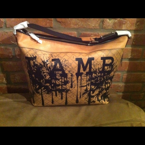 Very Nice & Spacious Lamb Bag