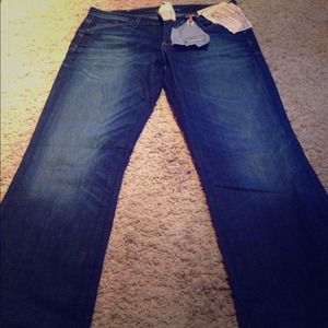 Banana Republic Boot Cut, Low Rise Jeans. Size 27