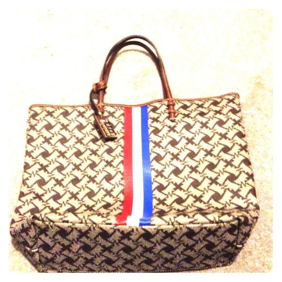 ❗Reduced❗Authentic Juicy Couture Tote reserved