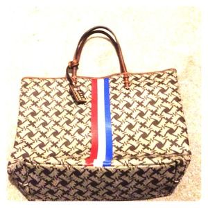 ❗Reduced❗Authentic Juicy Couture Tote reserved