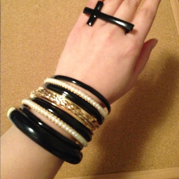 Stackable bangles - Picture 2 of 3