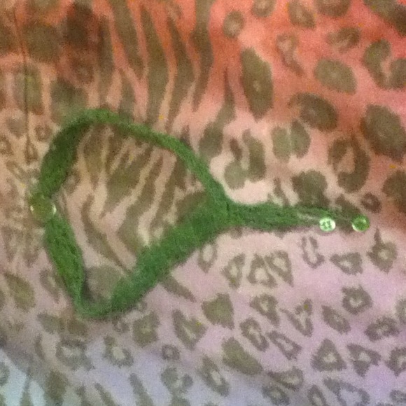 Green button chocker - Picture 3 of 3