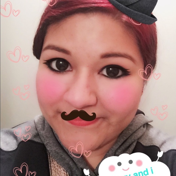 Meet your seller! - Picture 2 of 4