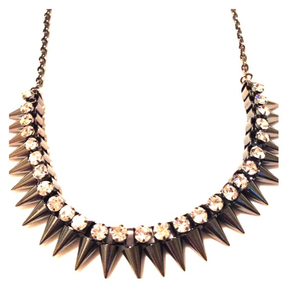 SOLD- Gunmetal spike necklace