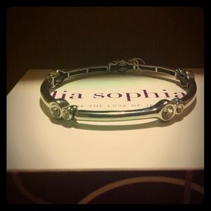 Brand new Lia Sophia flirty stretch bracelet!!