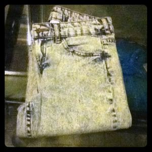 Acid Wash super skinny Jeans from H&M.