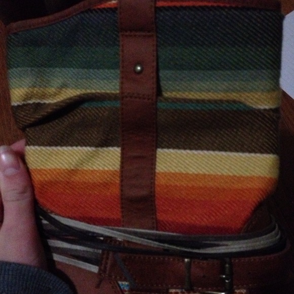 Reduced Aztec boots - Picture 2 of 2