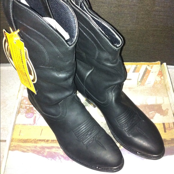 Road Wolf Western Boots - NWT - Picture 2 of 4