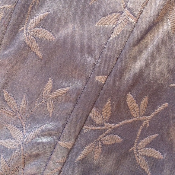 Satin corset top - Picture 3 of 3