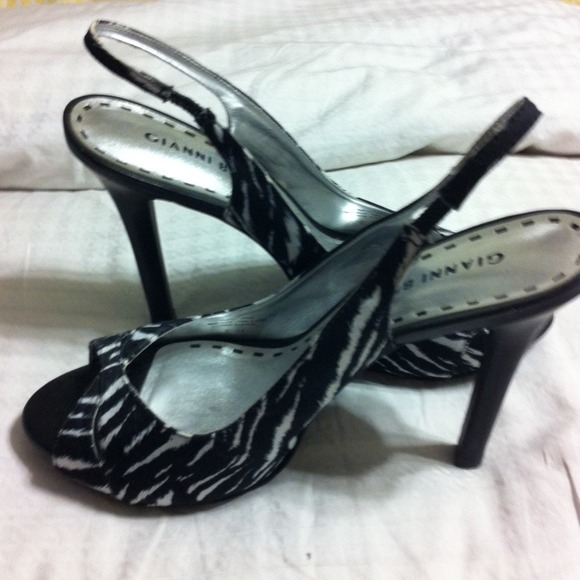 Zebra Print Sling Backs - Picture 2 of 3
