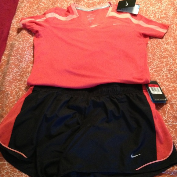Reserved  new workout outfit .Will sell separate.☺