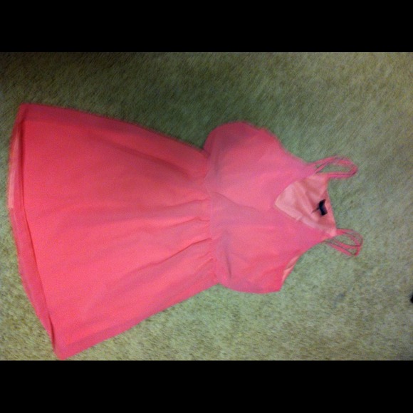 SOLD..BCBG DRESS never worn - Picture 1 of 2