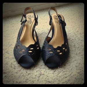 Seychelles sling backs