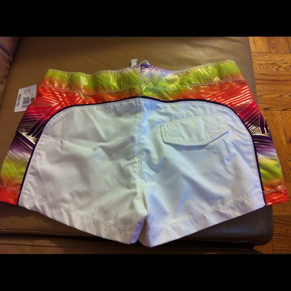 👉SOLD👈OP white board shorts - Picture 2 of 2