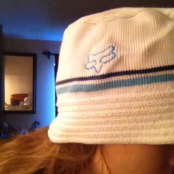 Fix hat - Picture 2 of 3