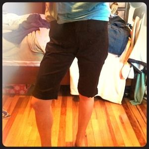 The Limited Bermuda Shorts.          !!!Reserve!!!