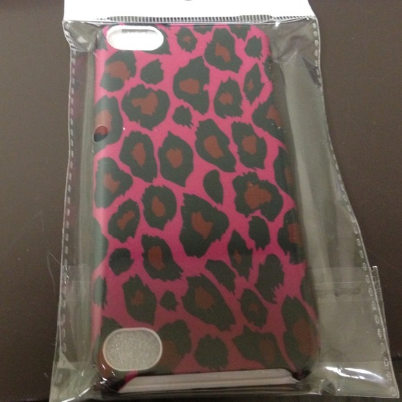 IPod (5th Gen) Hard Case & Screen Protector