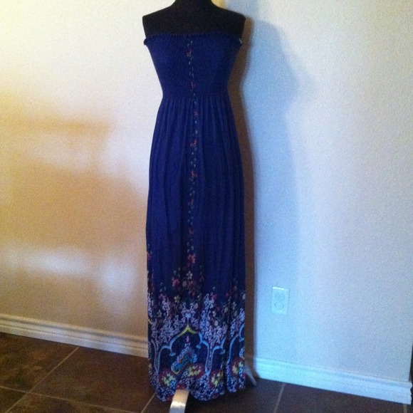 Maxi dress bundle (2 maxi dresses)