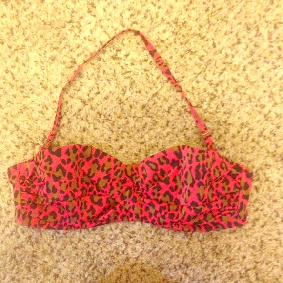 34D Victoria Secrete Bathing suite bandeau top