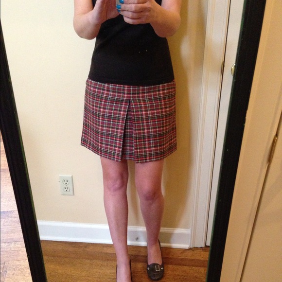 Plaid Skirt with side pockets