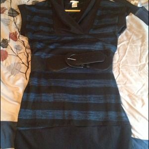 Black and blue warm top with black belt