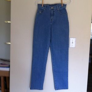 Gloria Vanderbilt jeans