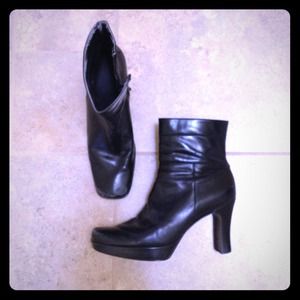Black Nine West boots