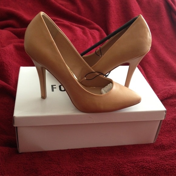 💥SOLD 💥Nude pumps
