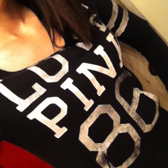 💢SOLD 💢 Pink Victoria's Secret sweatshirt