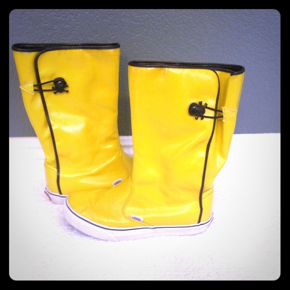 Vans size 8 rainboots