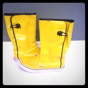 Vans size 8 rainboots