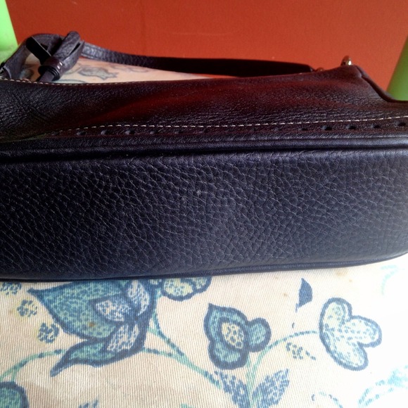 COACH Legacy Leather Small Handbag - Negotiable - Picture 4 of 4