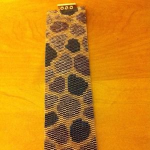 Handmade beaded giraffe print bracelet