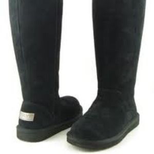 🔴SOLD🔴 Ugg Greenfield size 10