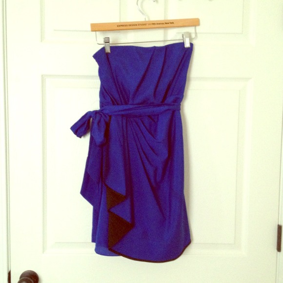 Strapless short cocktail dress