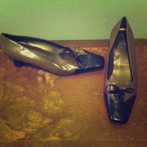 Stuart weitzman heels