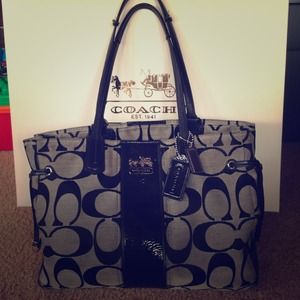 USED coach purse AUTHENTIC