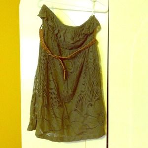 Strapless dress with belt