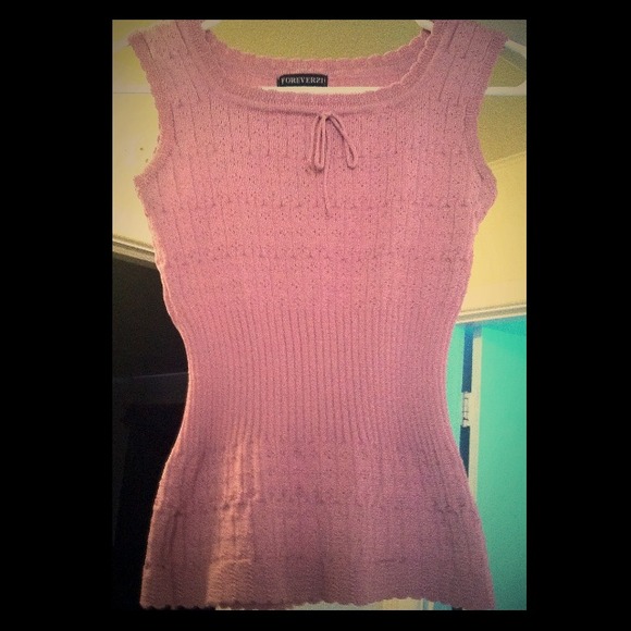 Forever 21 Tops - 🔴🔴FOREVER21PINK VINTAGE CLASSY TOP🎀make offer🔴