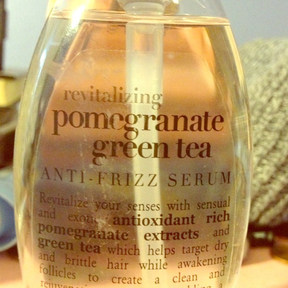 Organix anti-frizz serum