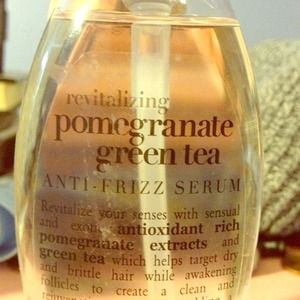 Organix anti-frizz serum