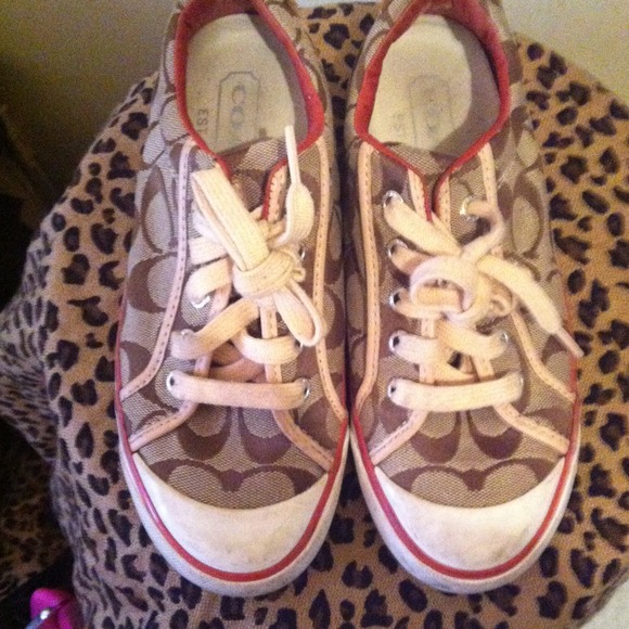 ⛔Sold in bundle⛔Coach sneakers