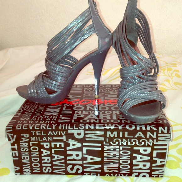 Scrappy grey heels