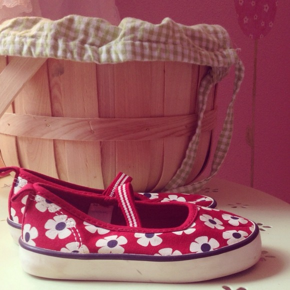 Gap summer Mary Janes