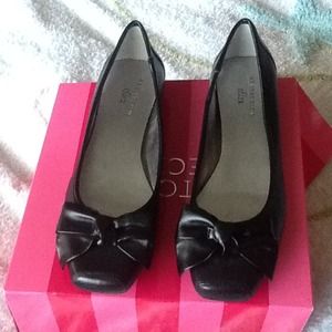 Mac shadow BUNDLE Black Anne Klein iFlex flats 10