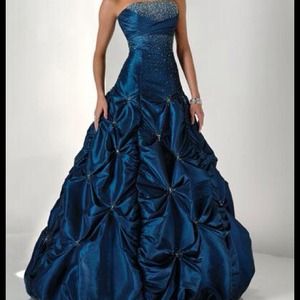 Flirt prom dress