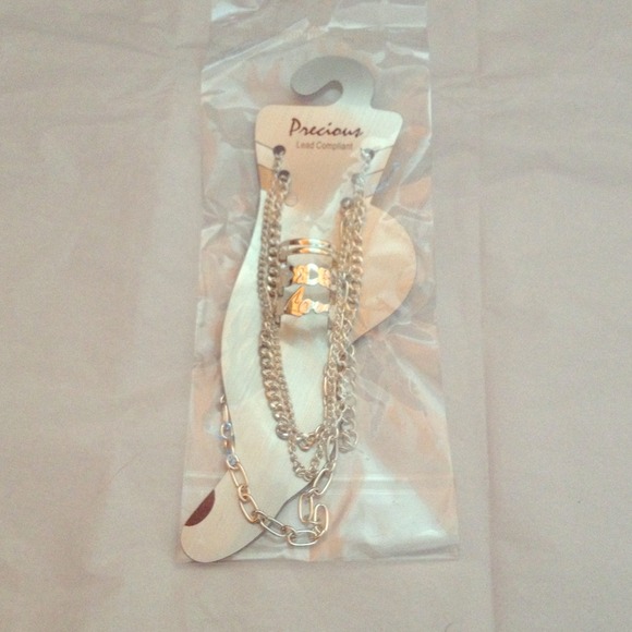Three anklets and three toe rings!