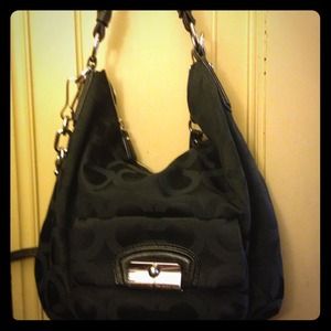 Signature coach duffle