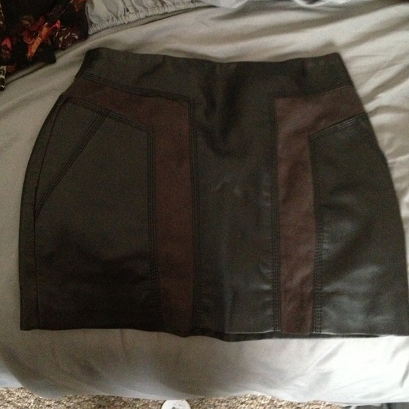 Black leather mini!!