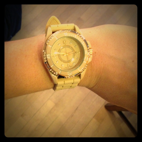 Francesca's watch